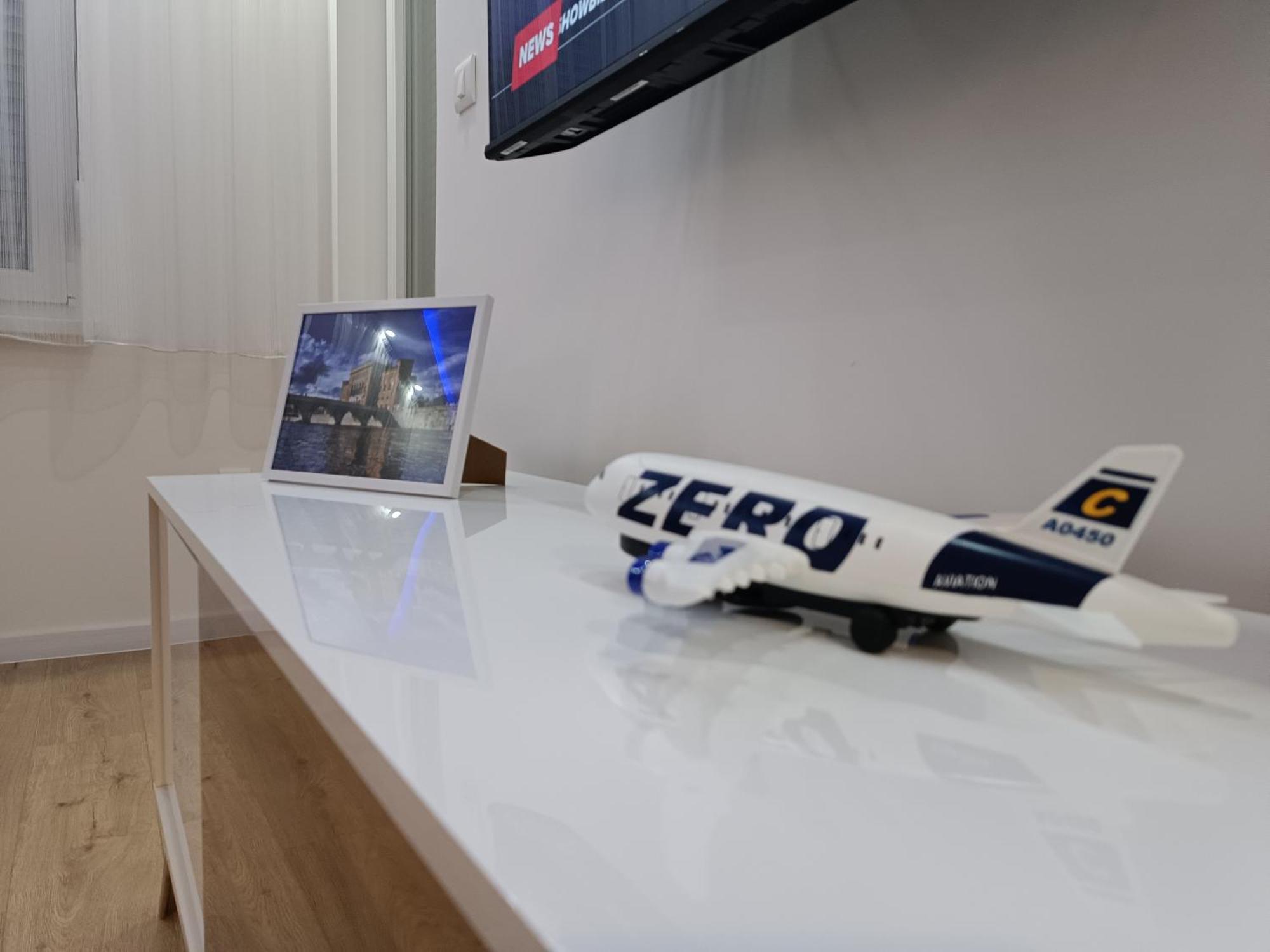 Apartman "Airplane" 塞拉耶佛 外观 照片
